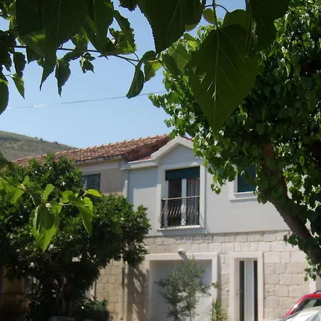 Stari Dvori Apartmán