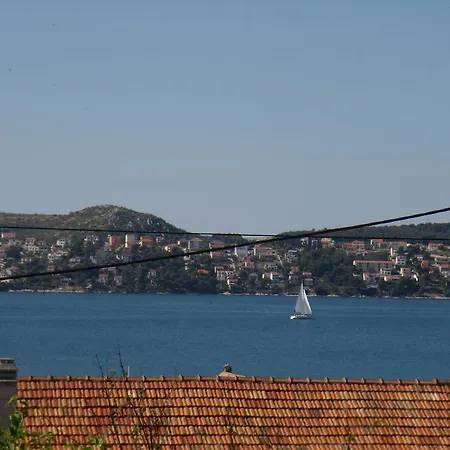 Stari Dvori Apartmán